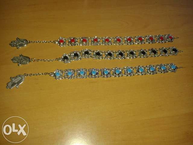 Pulseiras com Mão de Fátima
