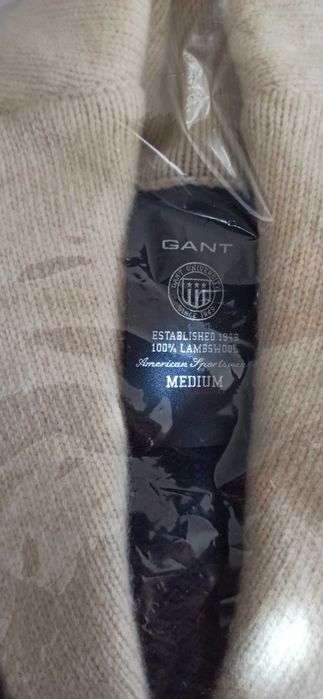 Camisolas Gant e Decenio