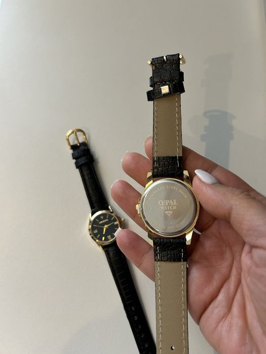 Conjunto dois relógios de pulso