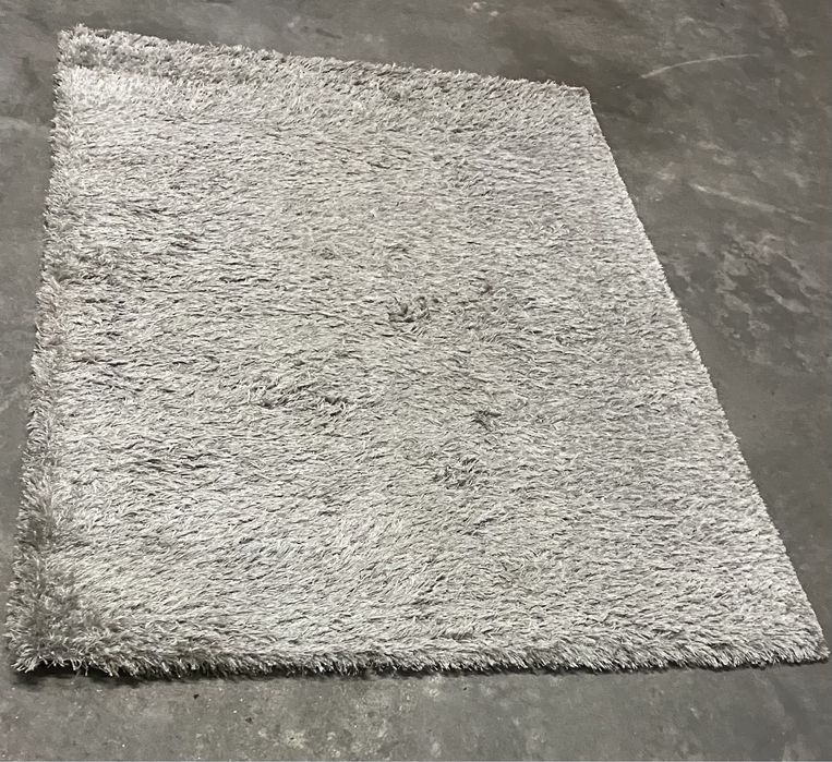 Tapete cinza pelo alto1.85x1.35