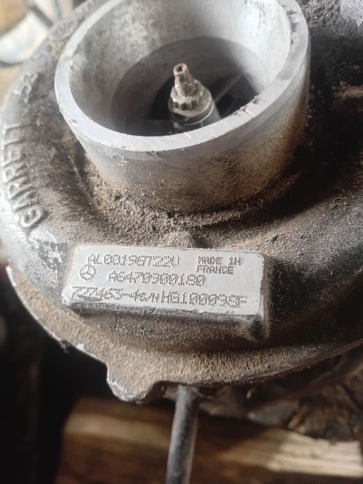 Продам стартер мерседес w  211 2.7