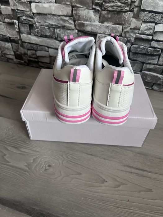 Nowe adidasy biale 38