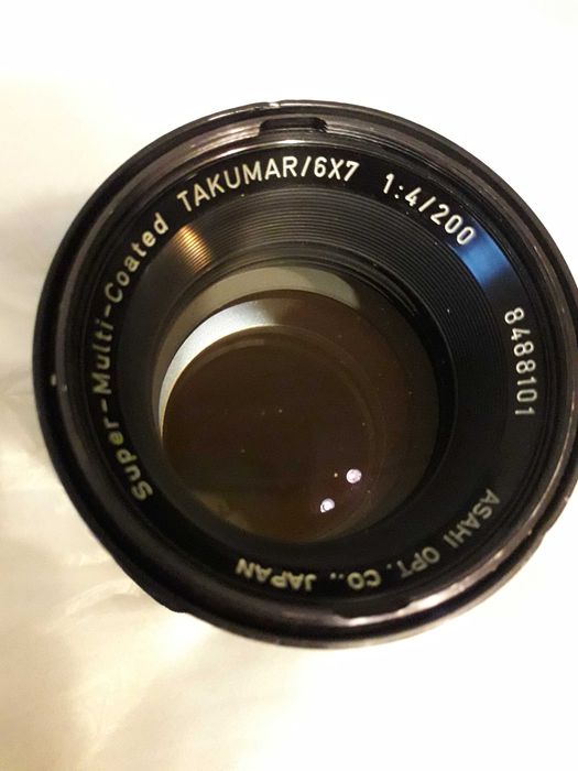 Об" єктиви до фотоапарата Pentax 67 Supertakuar 75мм і 200мм