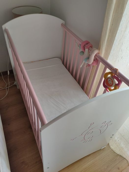 Berço / cama de bebé (sem colchão)