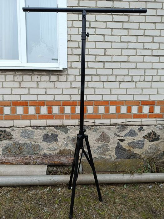 Стійка для світлового обладнання BIG LS206