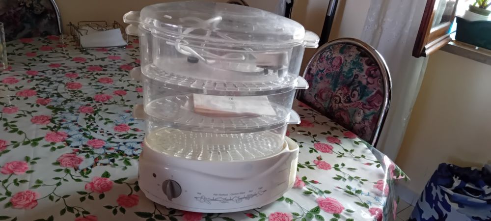 Maquina para cozer a vapor com 4 andares