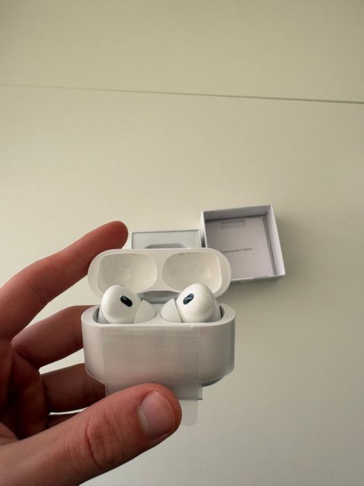 AirPods 2 Pro...