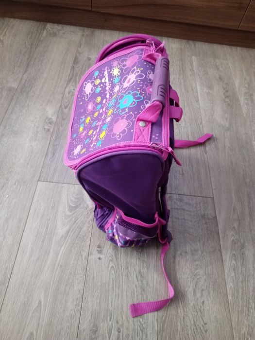 Plecak dziewczynka sztywne plecy
