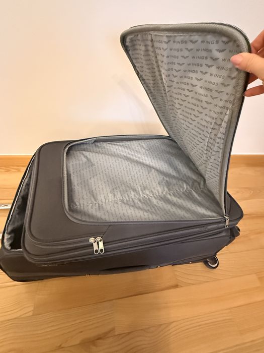 Walizka podrózna Wings XL