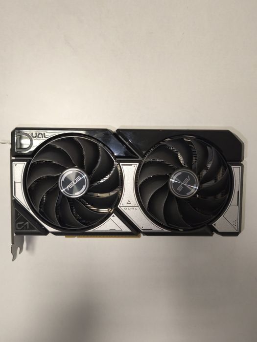 Asus GeForce RTX 5060 Dual OC 8GB