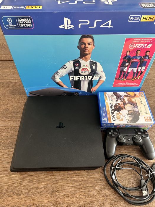 PlayStation 4 slim 1000GB
