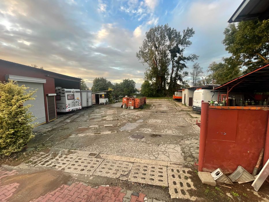 Plac utwarzony/Działka w Namysłowie (1200 m²) - Widok 2