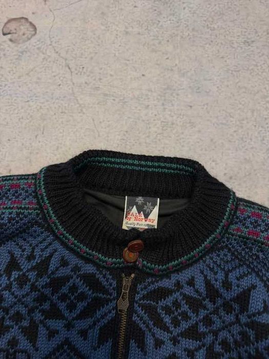 Granatowy gruby sweter lambswool Dale of Norway - Size L