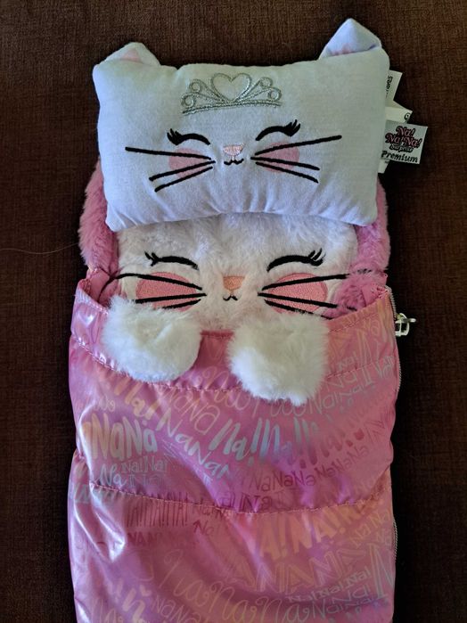 Boneca NaNaNa Surprise Teens, Mila Rose, festa de pijama