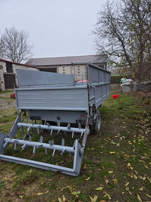 przyczepa rozrzutnik obornika kompletny