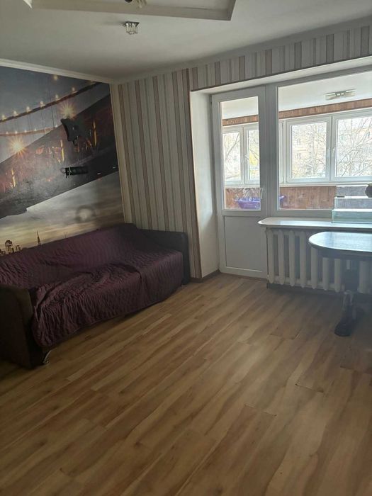 (3) Продам 1-кімнатну квартиру на Київській 0691