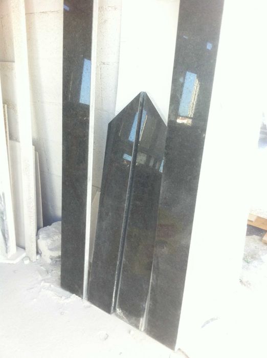 GRANITO/ PEDRA PRETO ANGOLA - 5 Peças Comprimento total 740 CM
