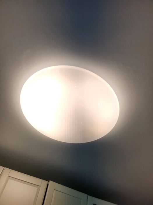 Duża lampa sufitowa LED .Średnica 76cm Pilot