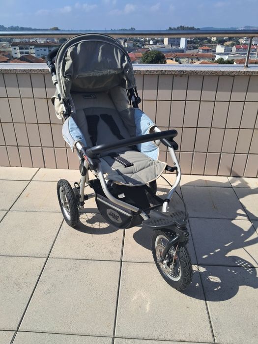 Carrinho de bebé