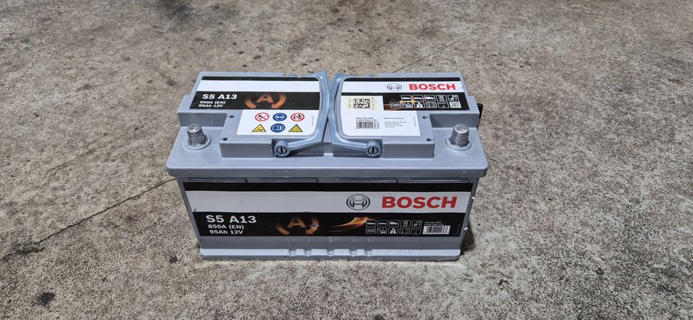 Akumulator BOSCH  S5 A13. 12v 95Ah 850A.  AGM