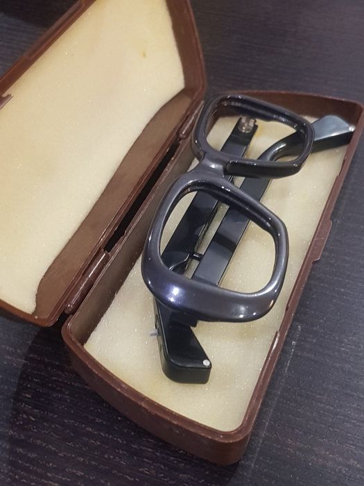 Коллекционный редкий Слуховой аппарат очки