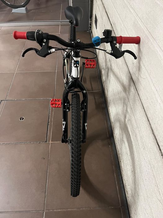 Bicicleta BTWIN Rockrider 300