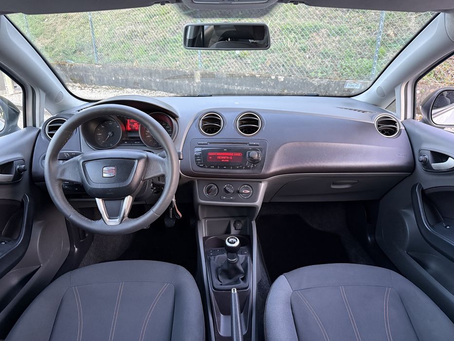 SEAT Ibiza — fotografia 9