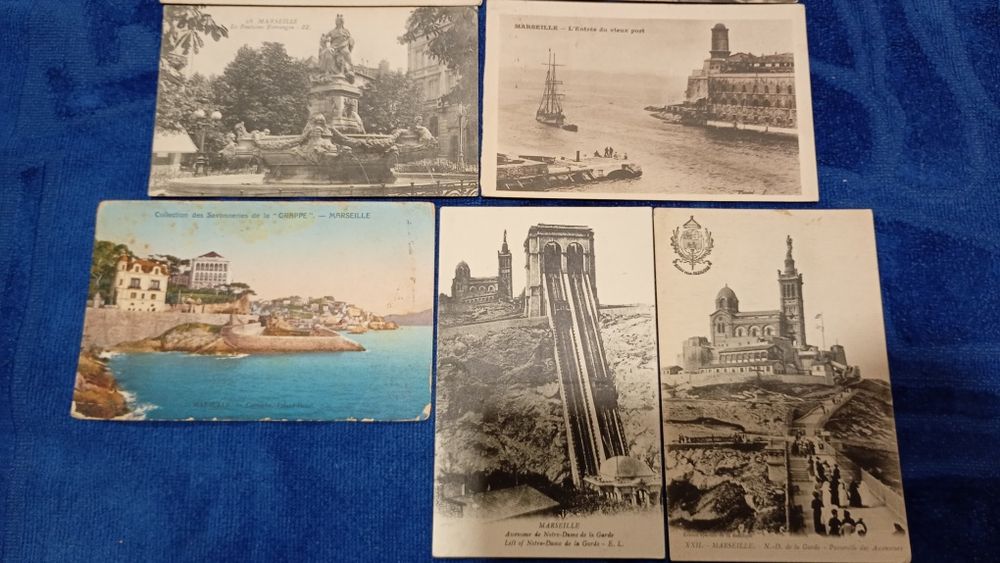 Marseille,13 szt.poczkuwek