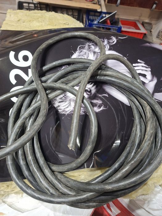 Przewód ziemny 4 x 2,5 mm 11 mb