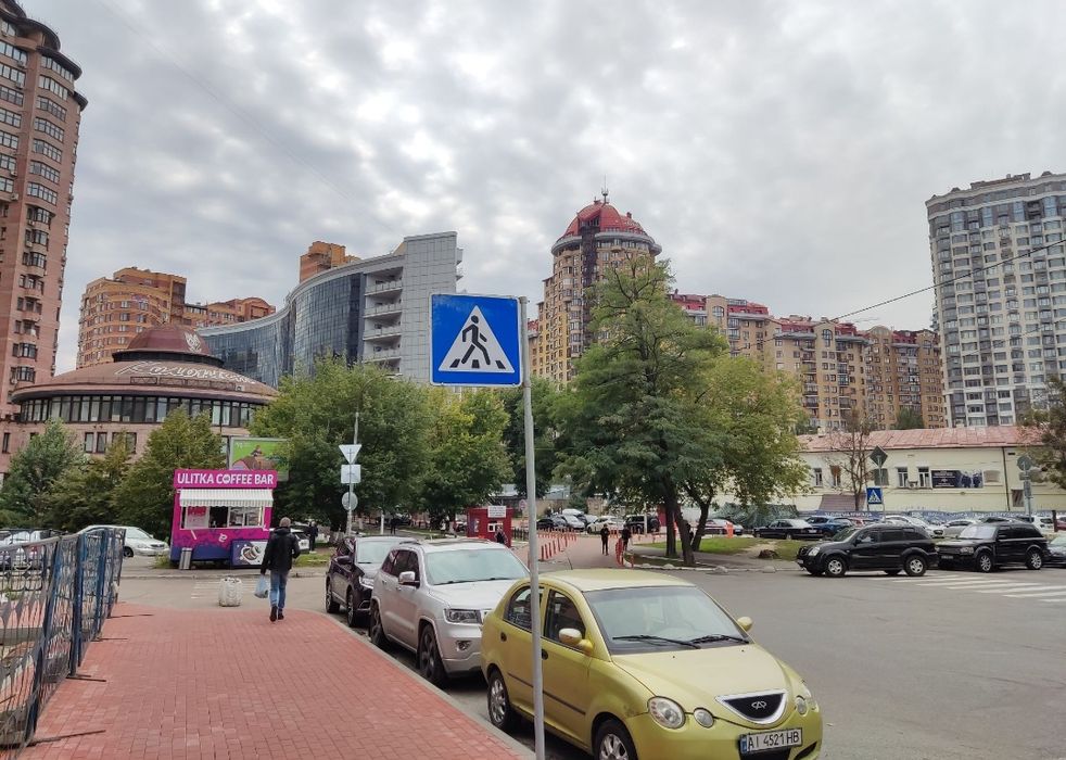 Без-%. Офис 30-60 м.кв. БЦ Волна,ул.Коновальца, метро Печерская