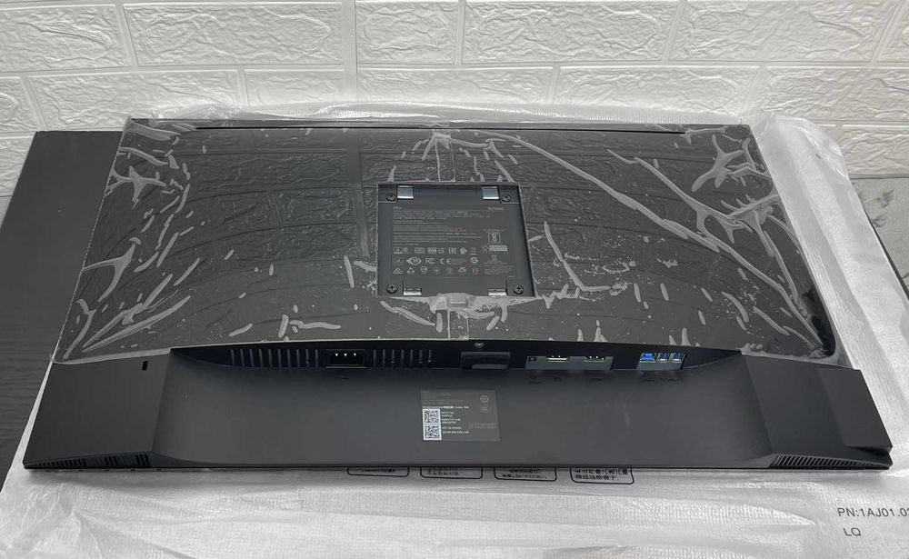 Ігровий 27-дюймовий монітор DELL S2716DG