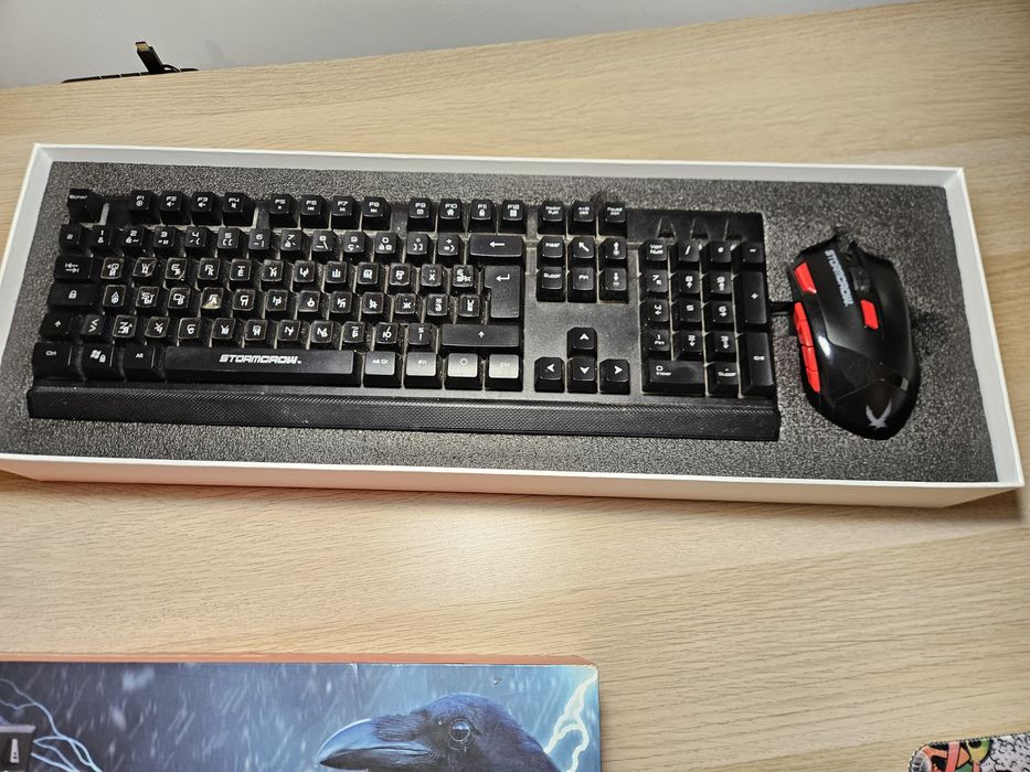 KIT STORMCROW periféricos