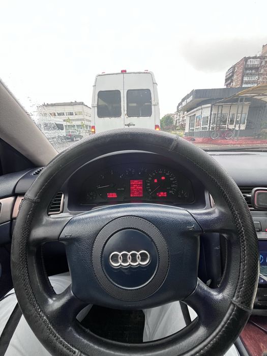 Автомобіль Audi a6 c5