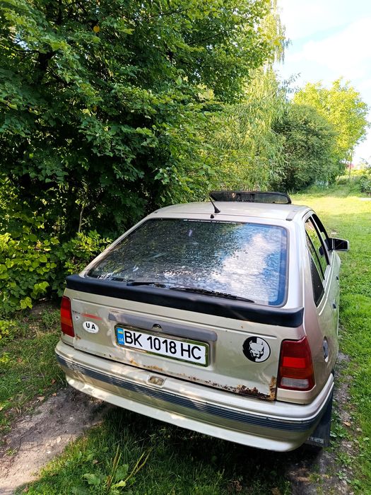 Продам Опель кадет 1.8 терміново!!!