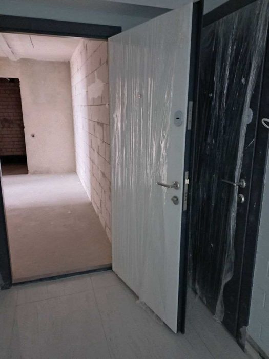 1 кімнатна квартира в зданому будинку