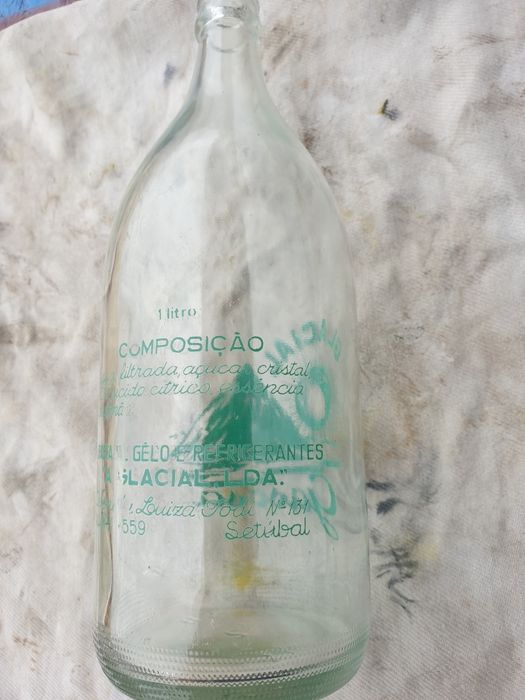 Garrafa antiga pirogravada