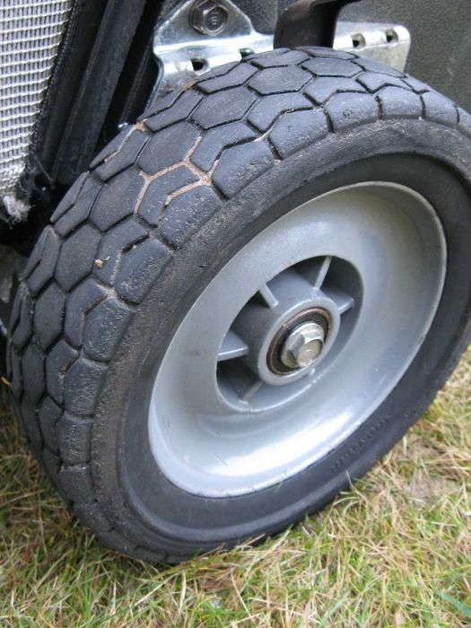 Kosiarka spalinowa przemysłowa honda HRH 536 HXEH nie malowana 2020r