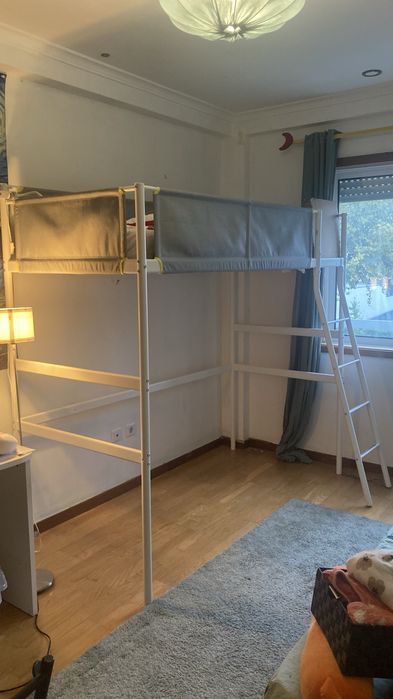 Cama alta VITVAL ikea+cama gavetão e respetivos colchões