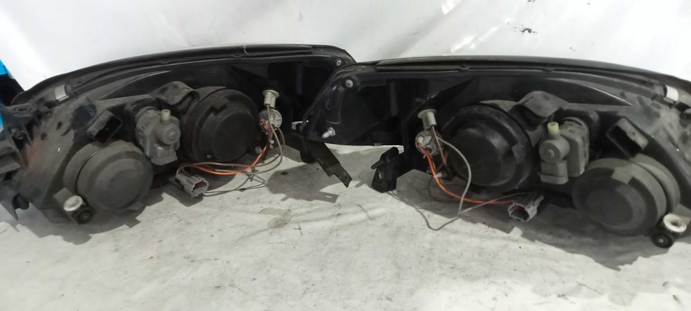 Farol Nissan Primera P12 DEPO