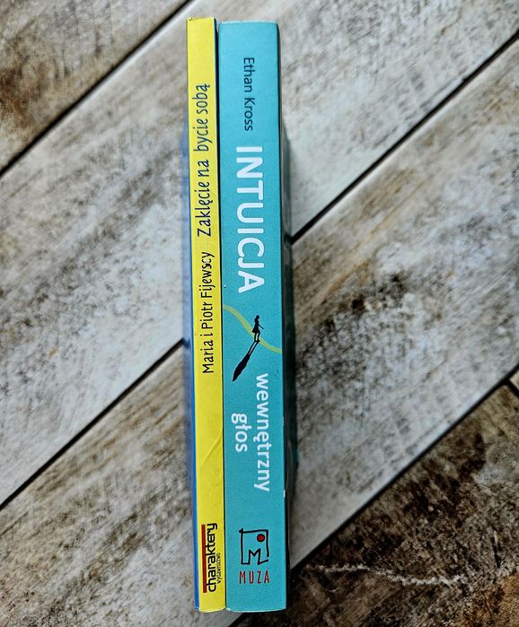 Zestaw książek: Intuicja + Zaklęcie na bycie sobą + gratis