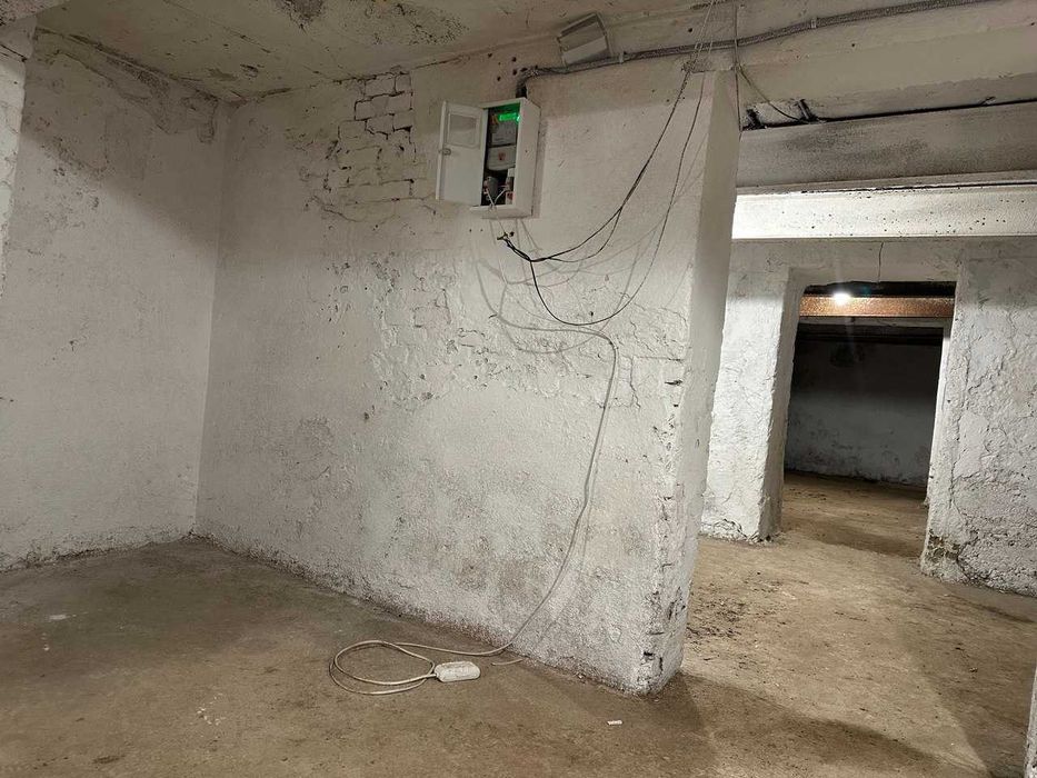 Оренда підвального приміщення в центрі, вул. Галицька, навпроти Пасажу