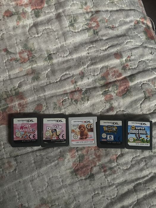 Nitendo 3ds  com 5 jogos