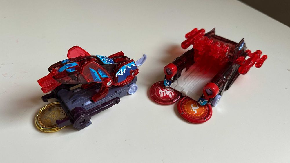 Samochodziki-transformery Screechers Wild