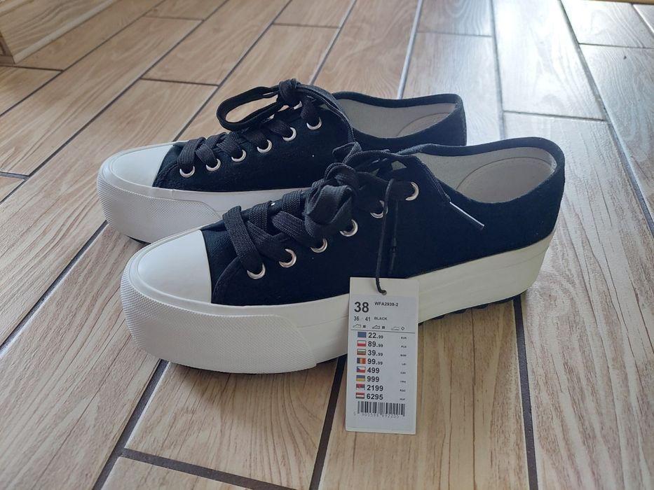 Trampki rozmiar 38