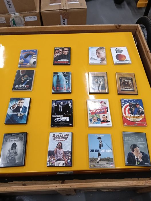 DVDs CDs coleção franceses/inglês/Português/comédia/Romance/Ação
