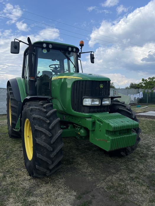 Продам John Deere 6920