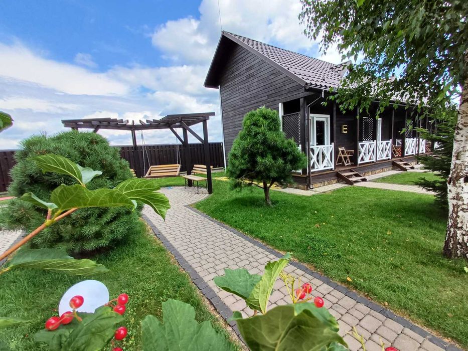 Продаж готелю в с.Підманове, Волинська область поруч з озером Світязь.