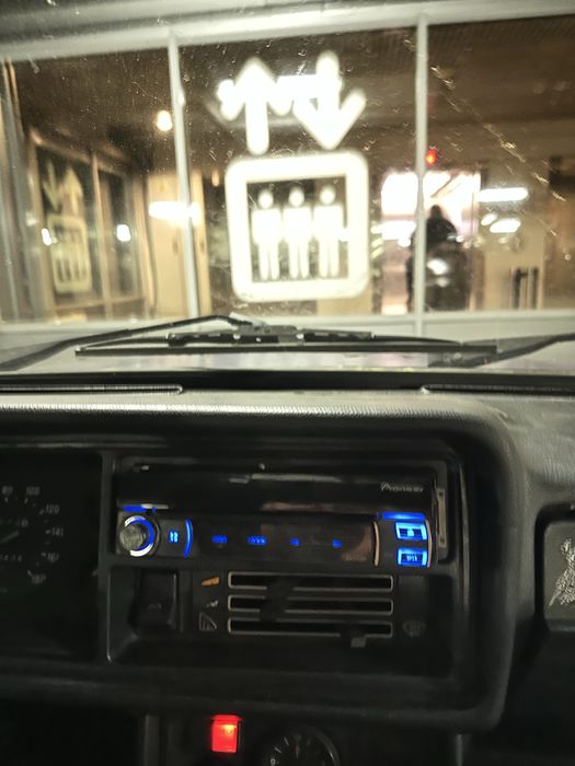 Автомагнитола pioneer avh x7550bt  с выдвижным экраном