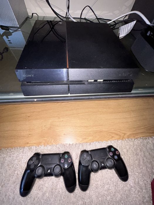 Ps4 1TR + 1 Comando