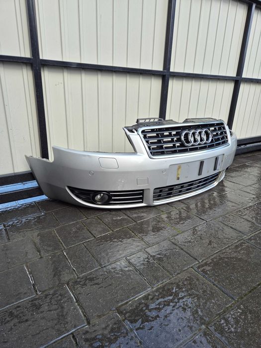Zderzak przód przedni Audi A4 B6 Cabrio rok 05 kod lak LY7W spryski pdcx4